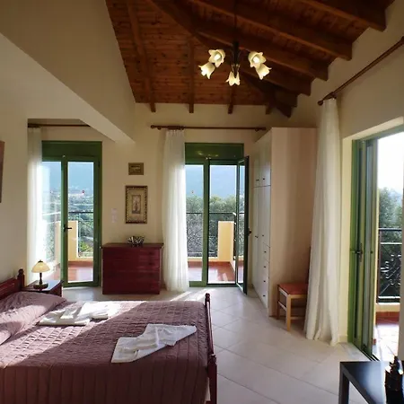 Kato Sleeps 6 *