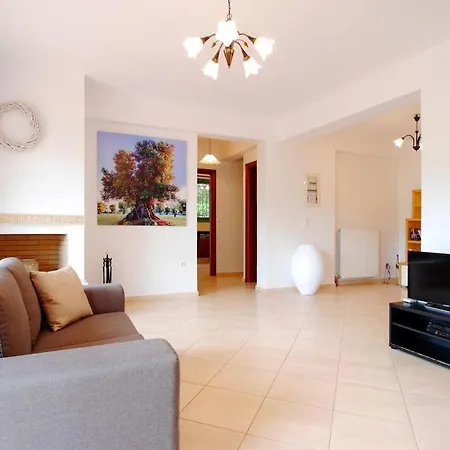 Kato Sleeps 6 * Katelios